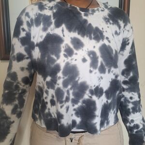 Tie-Dye Long Sleeve Top